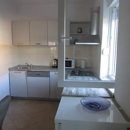 Apartment Giardin *