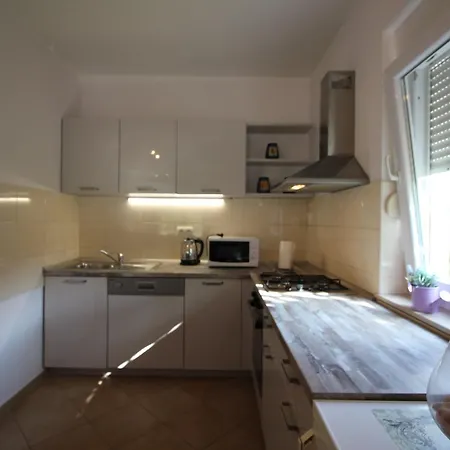 Giardin Appartement *